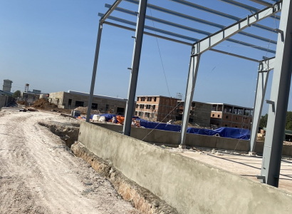 Thi công tường bao khu nhà xưởng